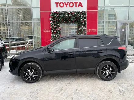 Toyota RAV4 2018 года за 12 900 000 тг. в Астана – фото 3