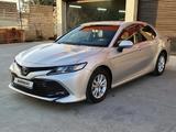 Toyota Camry 2019 года за 14 500 000 тг. в Шымкент – фото 2