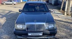 Mercedes-Benz E 200 1992 годаүшін1 500 000 тг. в Урджар – фото 3