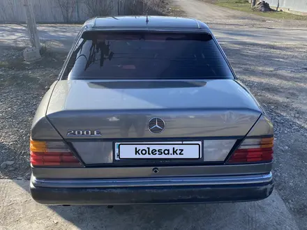 Mercedes-Benz E 200 1992 года за 1 500 000 тг. в Урджар – фото 7