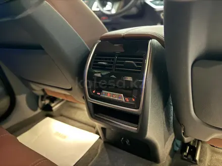 BMW X6 2025 года за 71 500 000 тг. в Алматы – фото 11