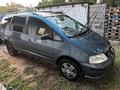 Volkswagen Sharan 2001 годаfor2 500 000 тг. в Уральск – фото 7