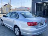 Volkswagen Jetta 2014 годаfor3 100 000 тг. в Атырау – фото 4