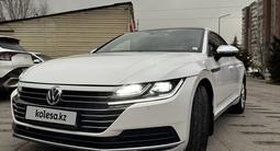 Volkswagen Passat CC 2017 года за 11 000 000 тг. в Алматы – фото 2