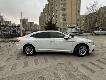 Volkswagen Passat CC 2017 года за 9 800 000 тг. в Алматы – фото 4