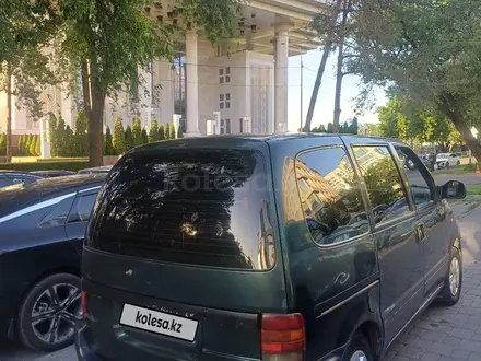 Nissan Serena 1998 года за 1 900 000 тг. в Алматы – фото 3