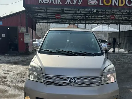 Toyota Voxy 2007 года за 6 000 000 тг. в Алматы