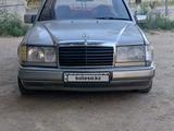 Mercedes-Benz E 200 1992 годаfor1 300 000 тг. в Байконыр