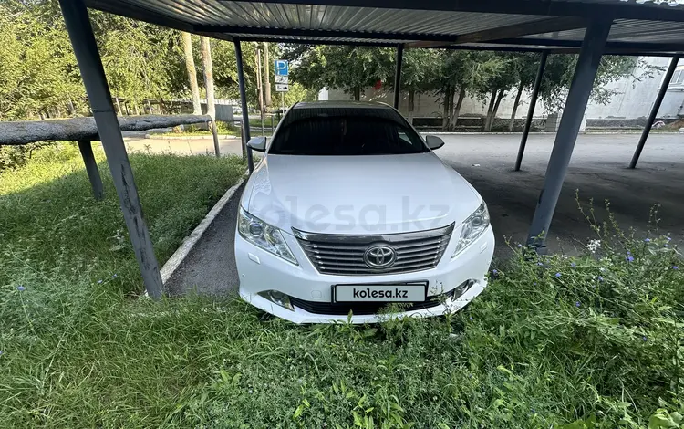 Toyota Camry 2014 годаүшін10 400 000 тг. в Актобе