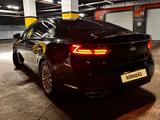 Kia K7 2016 года за 9 900 000 тг. в Астана – фото 2