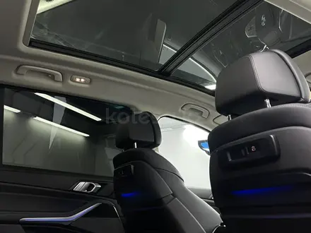BMW X7 2019 года за 44 200 000 тг. в Астана – фото 20