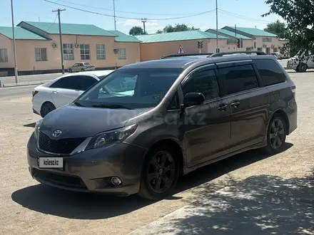 Toyota Sienna 2012 года за 11 500 000 тг. в Жанаозен – фото 8