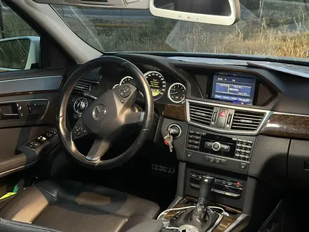 Mercedes-Benz E 200 2012 года за 8 500 000 тг. в Шымкент – фото 6