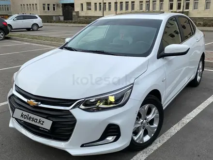 Chevrolet Onix 2023 года за 7 290 000 тг. в Алматы – фото 2