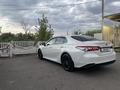 Toyota Camry 2020 года за 11 500 000 тг. в Караганда – фото 3