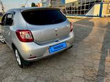 Renault Sandero 2021 года за 5 200 000 тг. в Уральск – фото 2
