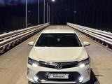 Toyota Camry 2017 года за 13 500 000 тг. в Павлодар – фото 2