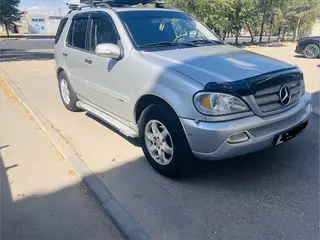 Mercedes-Benz ML 350