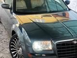 Chrysler 300C 2006 годаfor6 300 000 тг. в Алматы