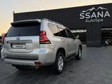 Toyota Land Cruiser Prado 2020 года за 18 990 000 тг. в Атырау – фото 5