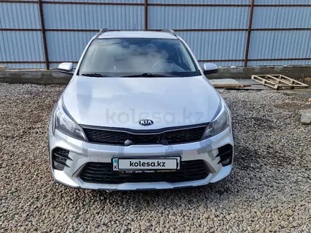 Kia Rio X-Line 2021 года за 8 500 000 тг. в Актобе