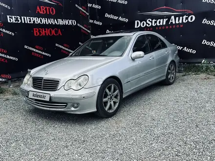 Mercedes-Benz C 320 2004 года за 3 000 000 тг. в Павлодар