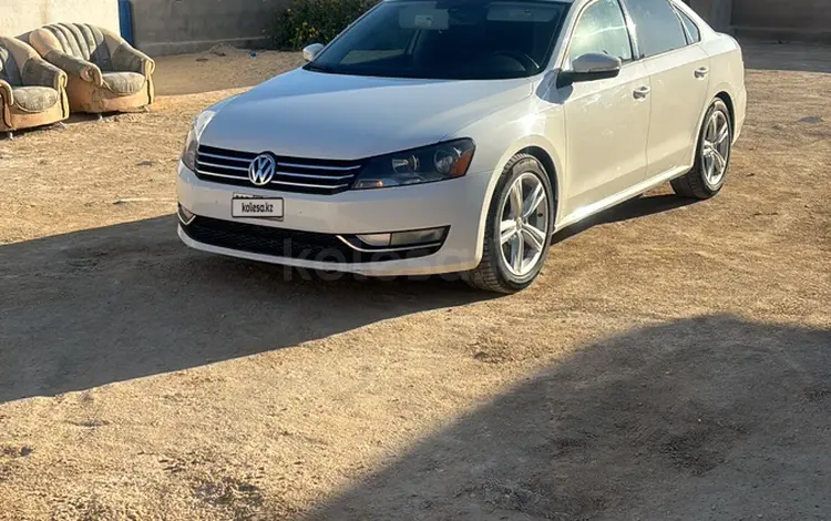 Volkswagen Passat 2014 годаfor4 700 000 тг. в Актау