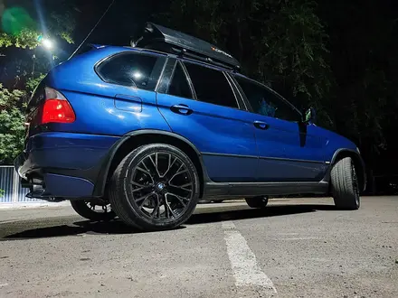 BMW X5 2005 года за 8 000 000 тг. в Алматы – фото 15