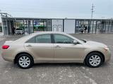 Toyota Camry 2006 года за 6 600 000 тг. в Алматы – фото 2