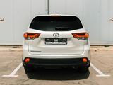 Toyota Highlander 2017 годаfor16 990 000 тг. в Актау – фото 4