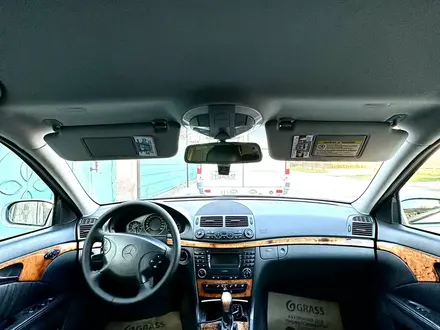 Mercedes-Benz E 320 2005 года за 5 000 000 тг. в Шымкент – фото 3