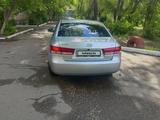 Hyundai Sonata 2005 годаүшін3 500 000 тг. в Уральск – фото 4