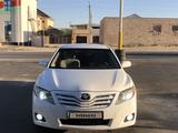 Toyota Camry 2011 годаfor6 900 000 тг. в Жанаозен