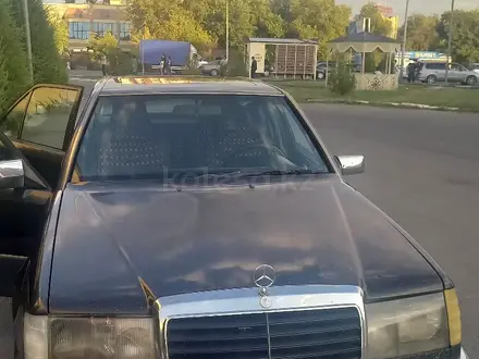 Mercedes-Benz E 230 1991 года за 1 100 000 тг. в Тараз – фото 2