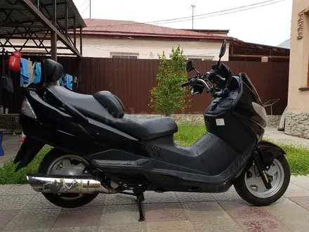 Suzuki  Skywave (Burgman) 2004 года за 1 100 000 тг. в Шымкент – фото 2