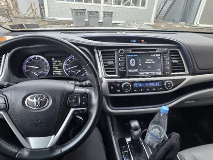 Toyota Highlander 2019 года за 13 000 000 тг. в Астана – фото 12