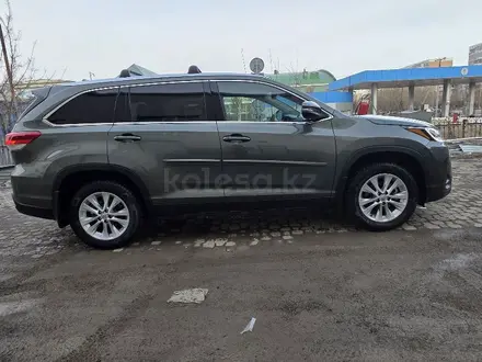 Toyota Highlander 2019 года за 13 000 000 тг. в Астана – фото 4