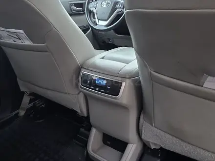 Toyota Highlander 2019 года за 13 000 000 тг. в Астана – фото 8