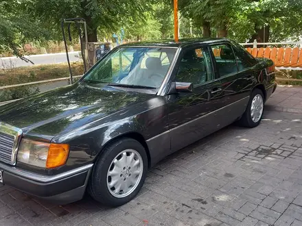 Mercedes-Benz S 300 1992 года за 2 850 000 тг. в Тараз