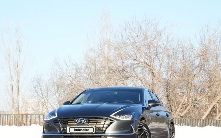 Hyundai Sonata 2023 годаfor13 700 000 тг. в Астана