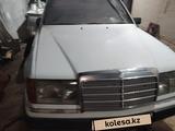 Mercedes-Benz E 320 1993 года за 1 600 000 тг. в Шымкент – фото 2