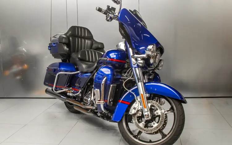 Harley-Davidson  Electra Glide 2019 годаүшін14 900 000 тг. в Алматы