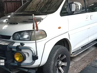 Mitsubishi Delica