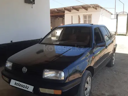 Volkswagen Vento 1992 года за 1 050 000 тг. в Асыката – фото 2