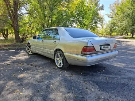 Mercedes-Benz S 320 1997 года за 4 300 000 тг. в Караганда – фото 9