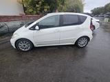 Mercedes-Benz A 180 2010 годаүшін2 800 000 тг. в Астана – фото 2