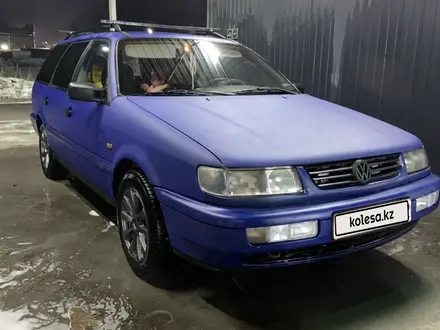 Volkswagen Passat 1996 года за 2 500 000 тг. в Алматы – фото 6