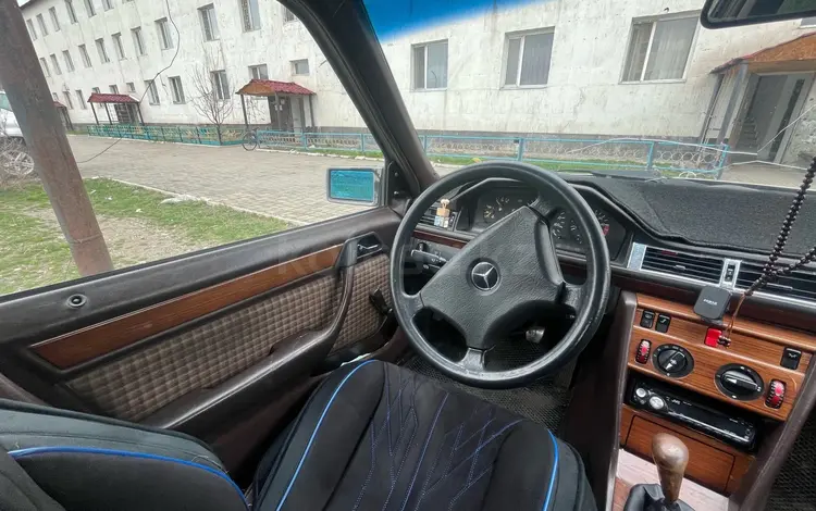 Mercedes-Benz E 230 1992 годаүшін800 000 тг. в Талдыкорган