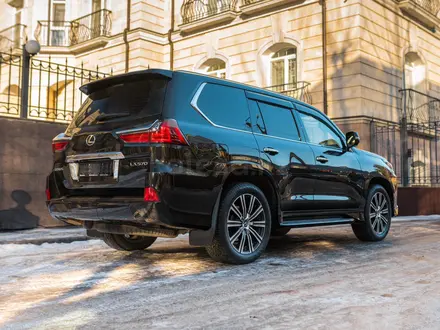 Lexus LX 570 2016 года за 43 800 000 тг. в Караганда – фото 4