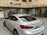 Hyundai Elantra 2018 года за 6 900 000 тг. в Алматы – фото 3